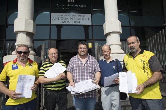 Luis Vallina, Ceferino Rodríguez, Alfredo Fernández, Mateo González y Gabriel Mayorga. 
