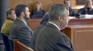 Los cuatro acusados, durante el juicio celebrado en Barcelona en marzo de 2009. ::
A. DALMAU / EFE