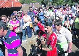 Procesión de los santos Cosme y Damián, Los Mártires de Valdecuna, ayer. ::                             J. M. PARDO