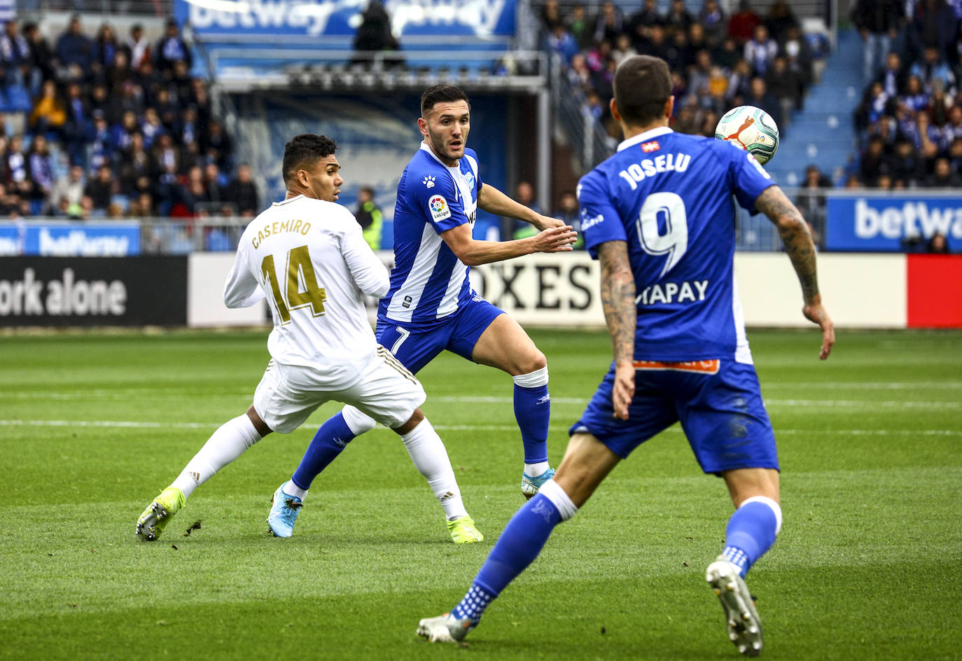 Fotos: Las mejores imágenes del Alavés-Real Madrid