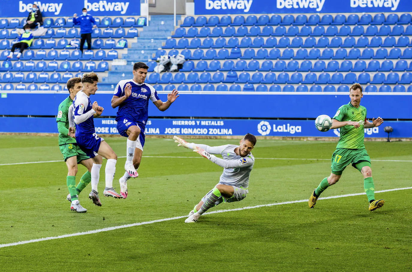 Fotos: Las fotos del Alavés - Real Sociedad