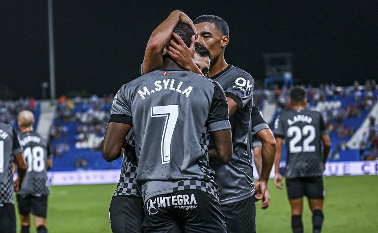 Sylla celebra su único gol de la temporada, en la primera jornada ante el Leganés. 