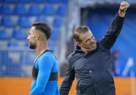 Luis García celebra el triunfo con vehemencia.