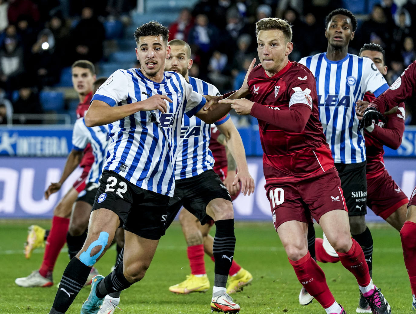 Fotos: Las imágenes del Alavés- Sevilla