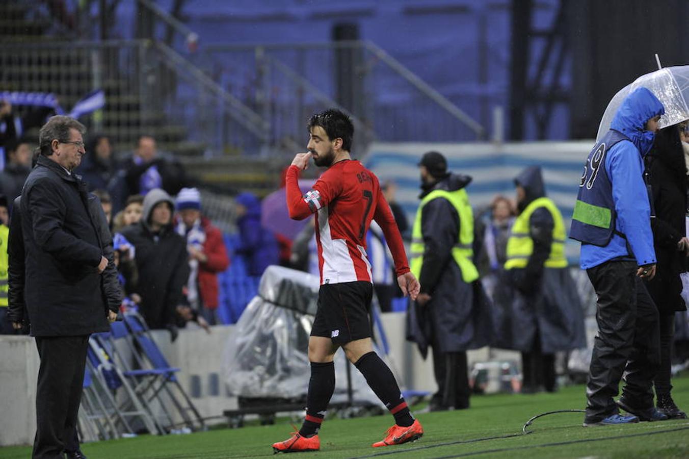 La Real Sociedad logra imponerse 2-1 al Athletic en el clásico del futbol vasco celebrado este sábado en Anoeta