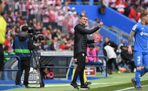 Gartiano gesticula en un momento del partido. 