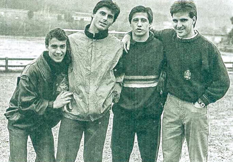 En la imagen unos jovencísimos Lakabeg, Alkorta, Mendiguren y Garitano, en 1989.