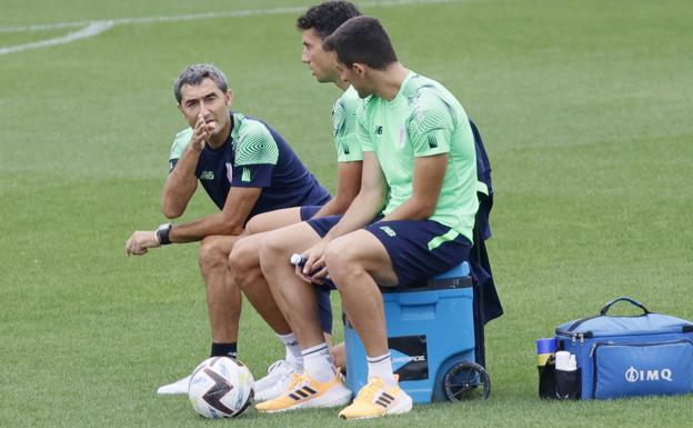 Más problemas para Valverde: Vivian se une a la amplia lista de lesionados