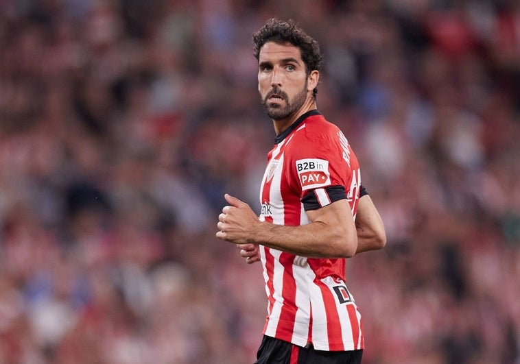 Raúl García sigue a la espera de conocer su futuro en el Athletic