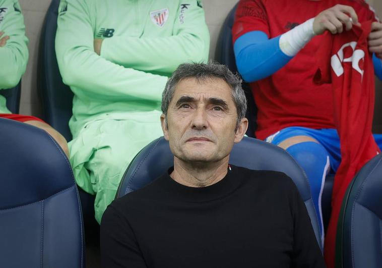 Valverde elude hablar sobre la continuidad de Raúl García: «No trato de hacer la función del director deportivo»