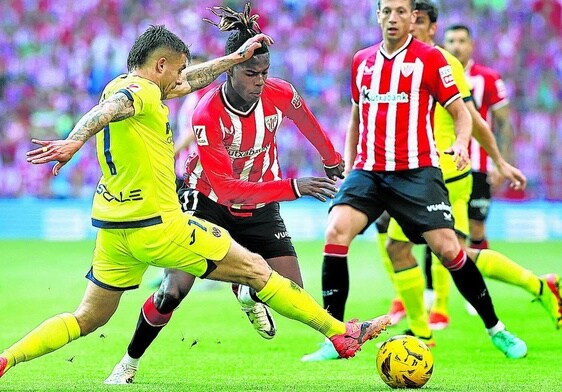 Nico trata de irse de un defensor en el empate cosechado la última jornada ante el Villarreal en San Mamés.