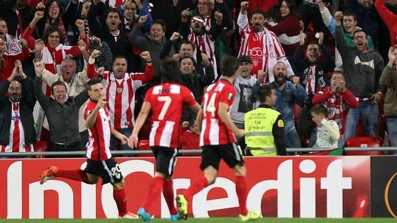 Aritz Aduriz quiere volver a marcar y ganar este jueves ante el AZ Alkmaar.