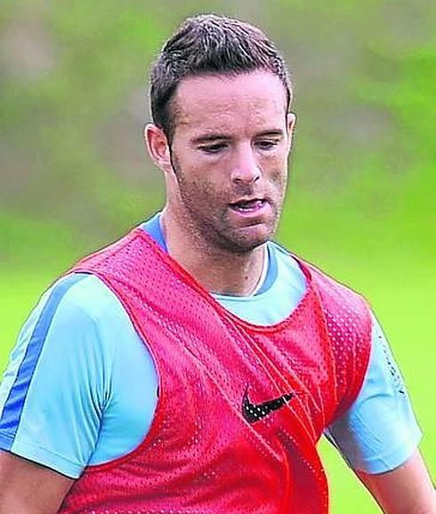 Borja Viguera, durante un entrenamiento en Lezama.