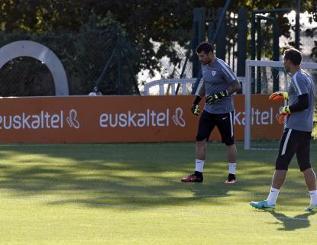 Iraizoz y Herrerín, en el entrenamiento.