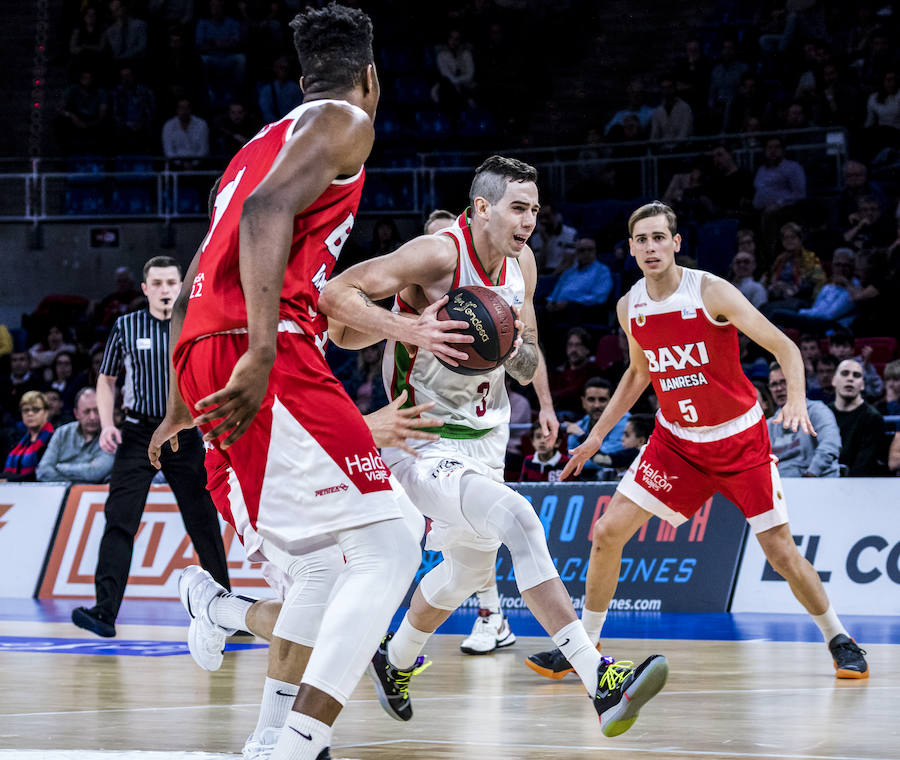 Fotos: Las imágenes del Baskonia - Manresa