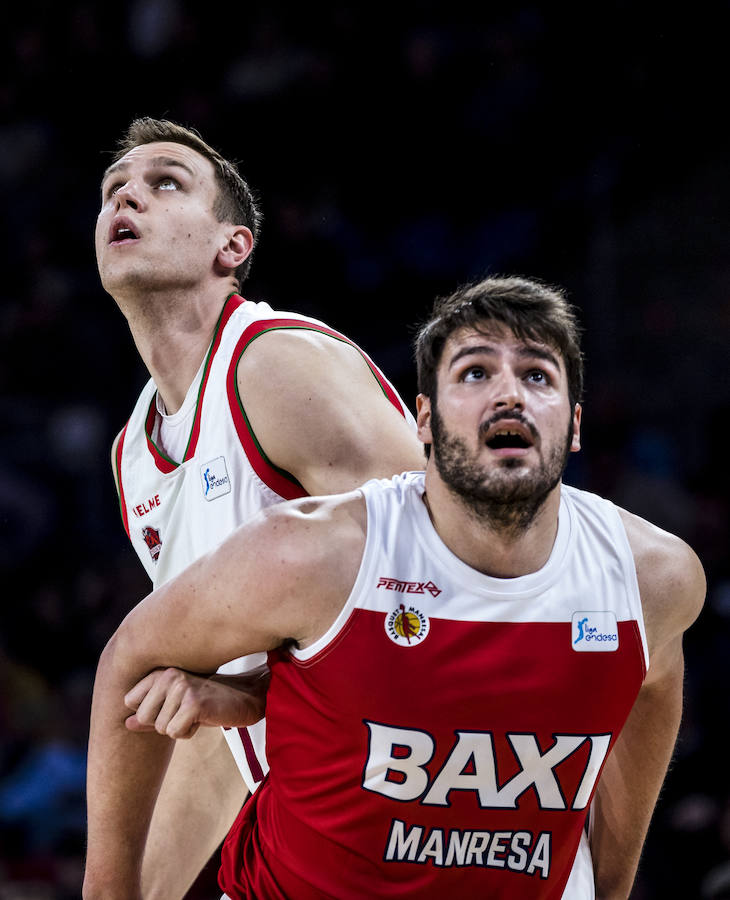 Fotos: Las imágenes del Baskonia - Manresa