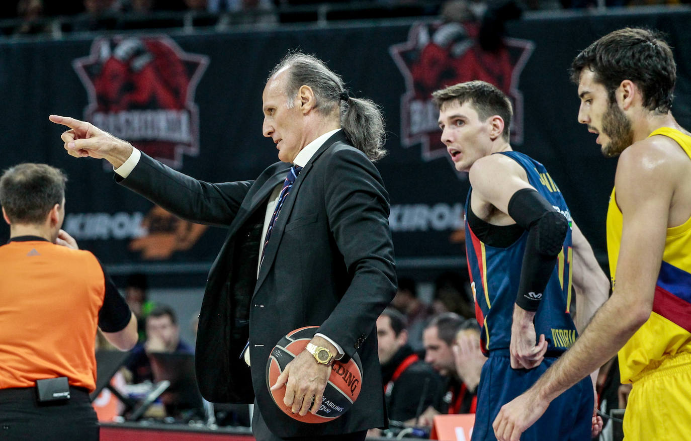 Fotos: Las mejores imágenes del Baskonia - Barcelona de Euroliga 2019