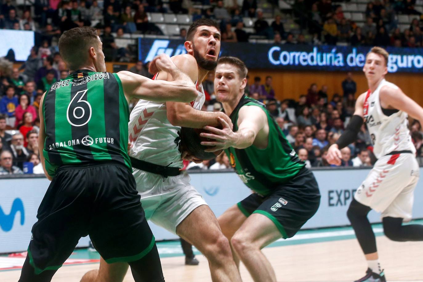 Fotos: Las mejores fotos del Joventut- Bilbao Basket