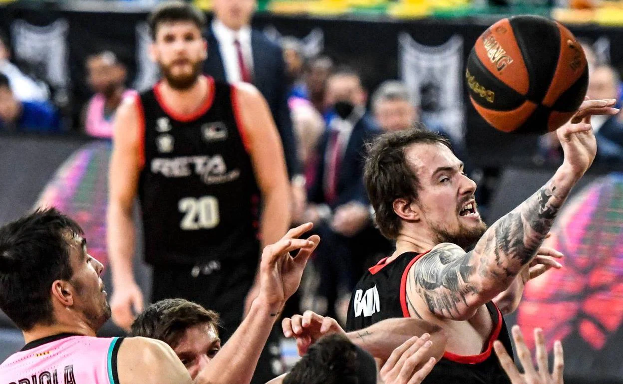 Bilbao Basket - Barcelona | Liga ACB Jornada 23: El Bilbao Basket, aplastado por el peso de la lógica