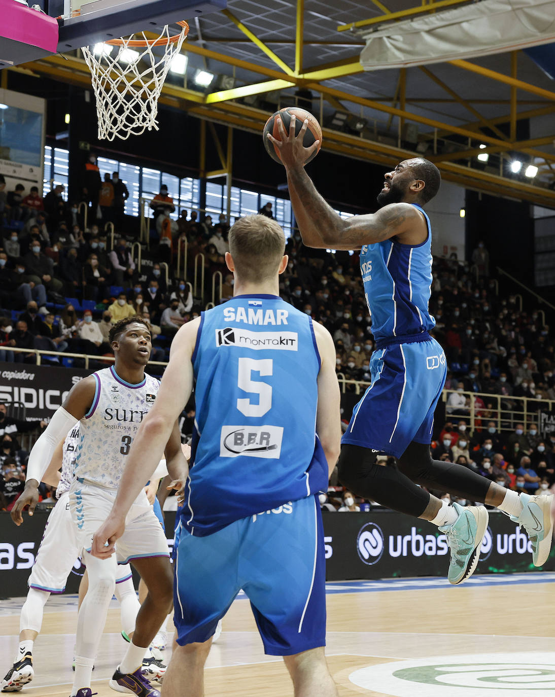 Fotos: Las imágenes del Fuenlabrada- Bilbao Basket