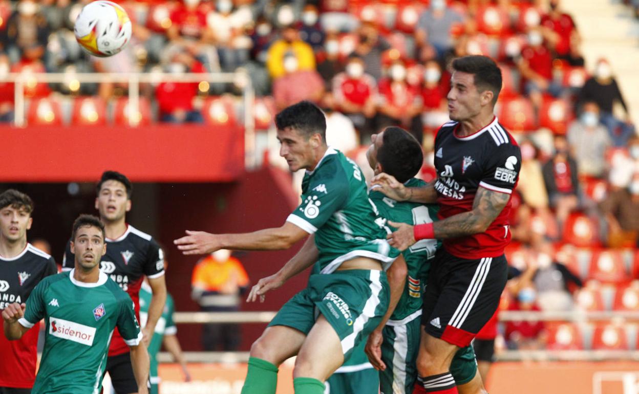 El Mirandés venció al Amorebieta por 2-0 en el partido disputado en Anduva en la primera vuelta. 