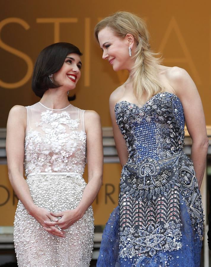 Paz Vega charla con Nicole Kidman.