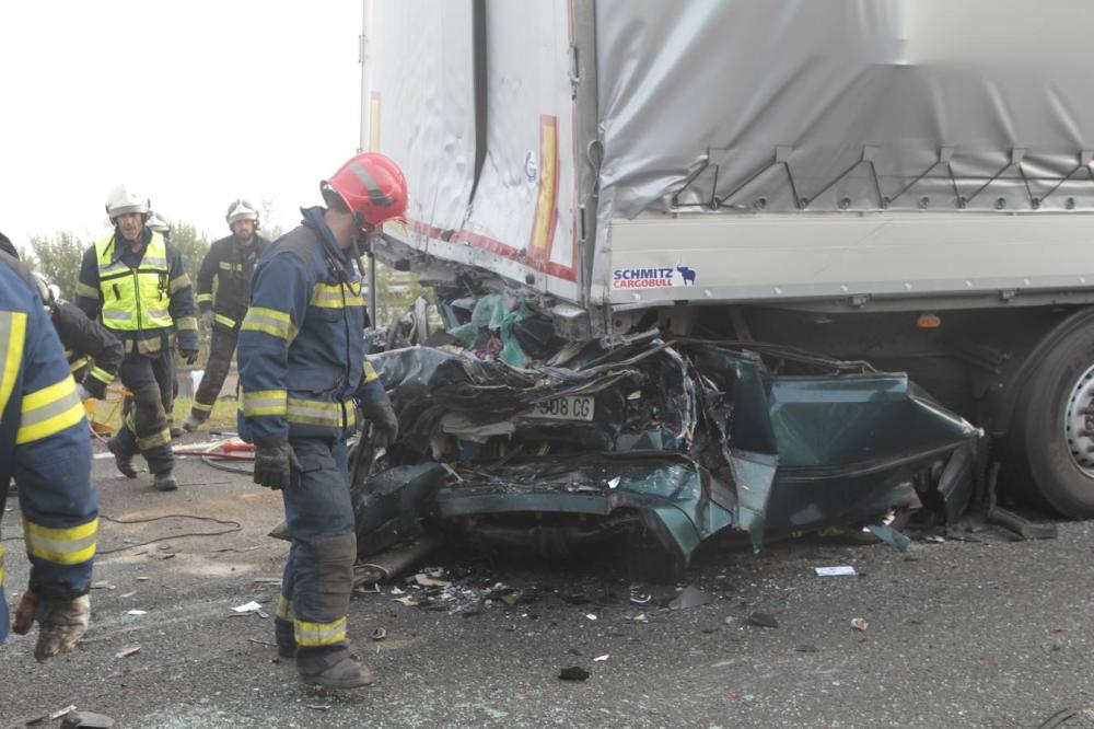 Grave accidente múltiple en la A-8 en Cabezón de la Sal