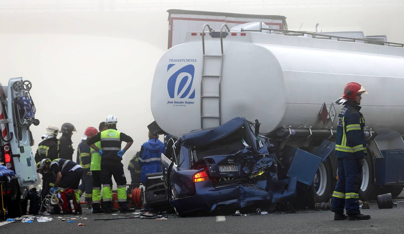 Grave accidente múltiple en la A-8 en Cabezón de la Sal