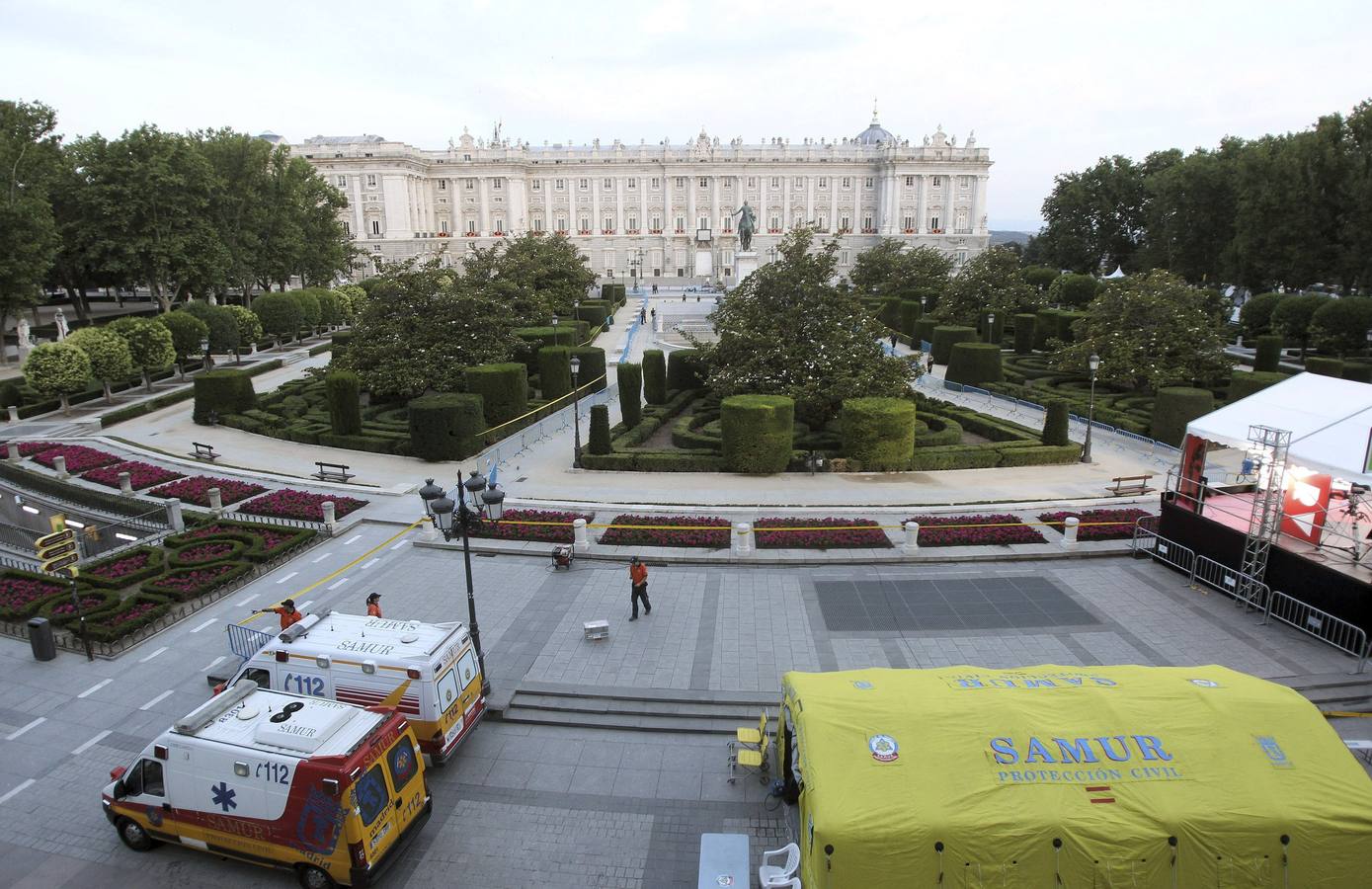 Madrid se engalana para recibir a Felipe VI