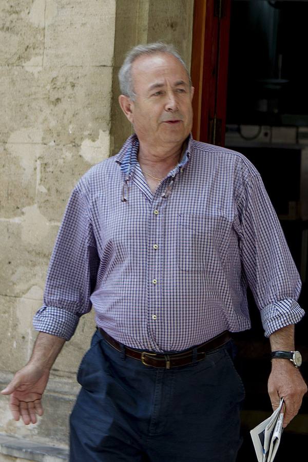 El juez instructor José Castro abandona los juzgados de Instrucción de Palma de Mallorca el pasado 23 de junio de 2014.