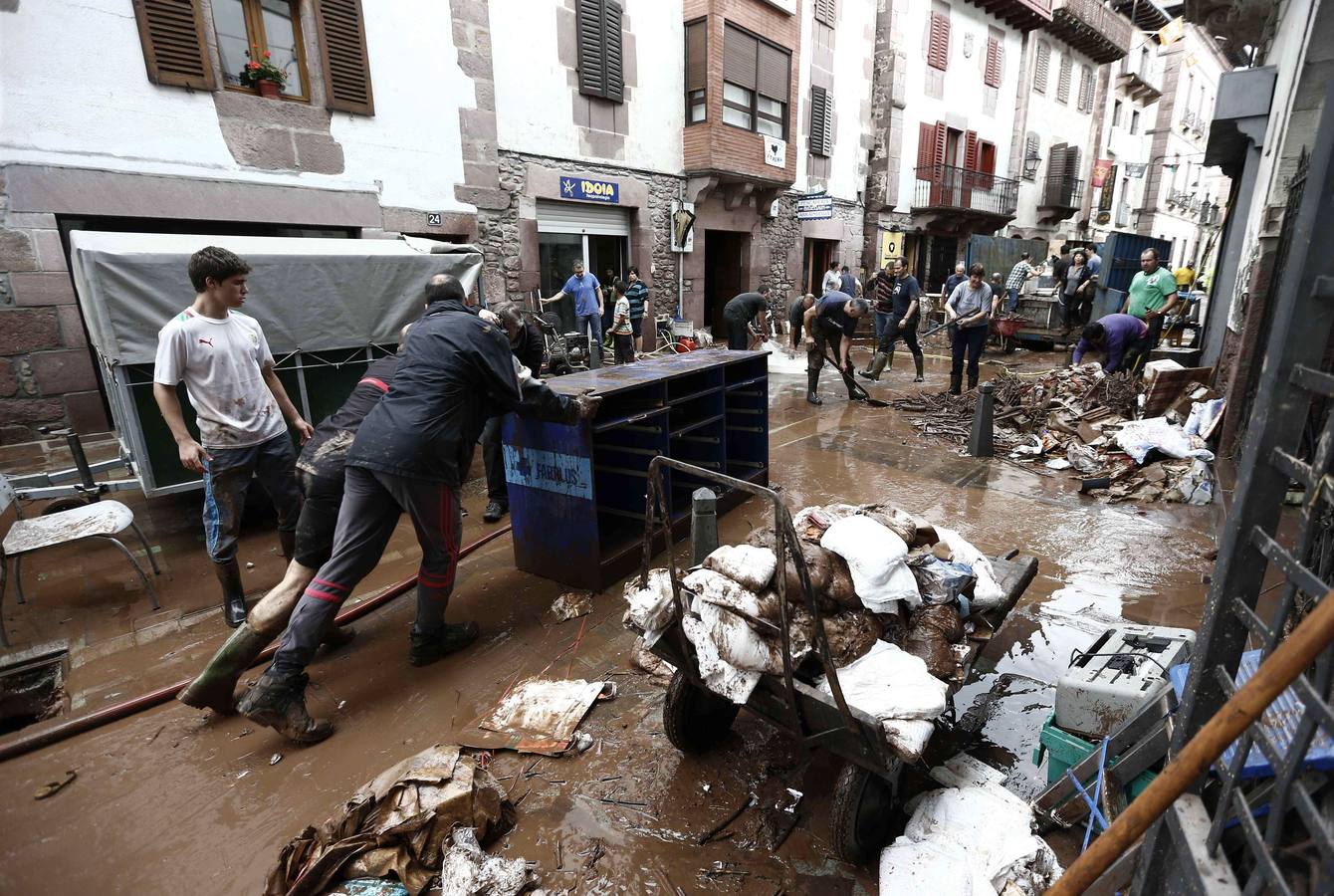 Elizondo, uno de los puntos más afectados por las inundaciones que azotan el Baztan