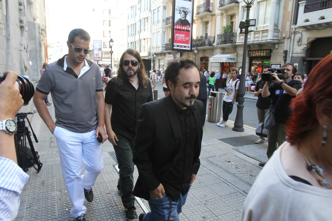 Los directores de cine Koldo Serra y Borja Crespo.