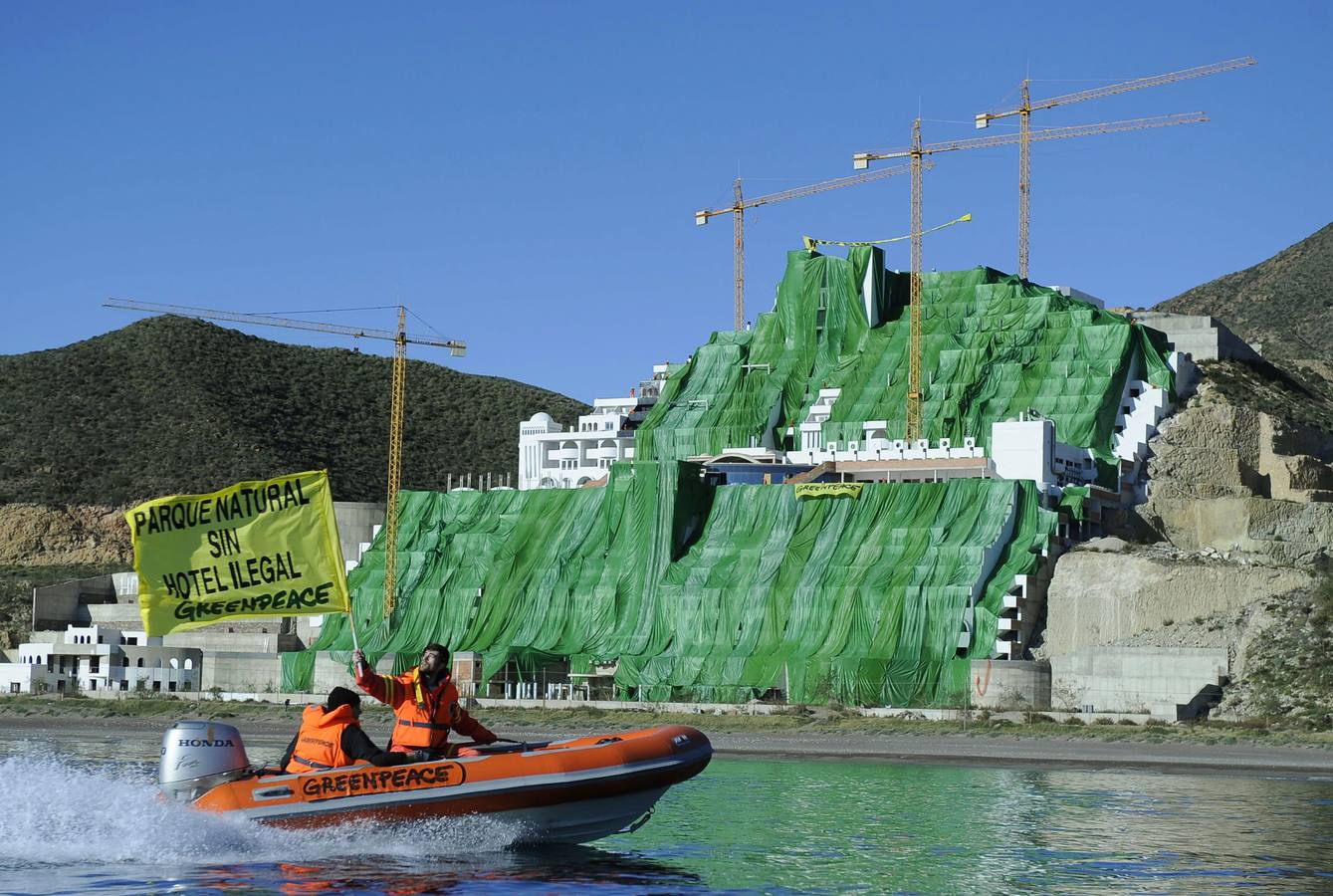 La licencia del hotel El Algarrobico es legal, según una sentencia del TSJA