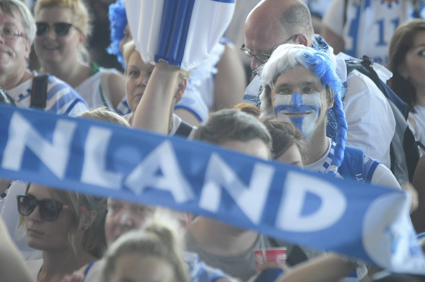 Una &#039;manada de lobos&#039; toma la noche vizcaína