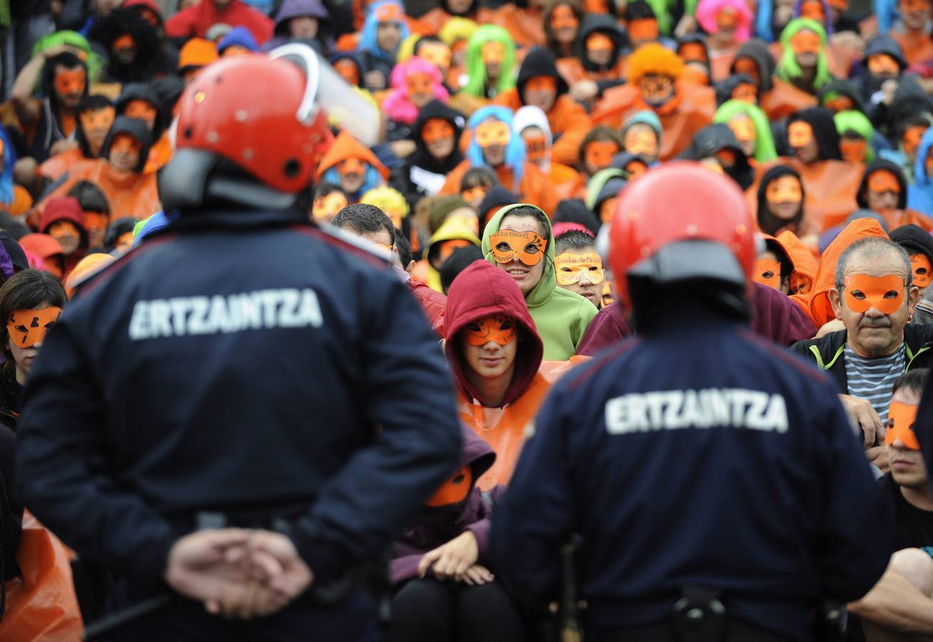 La Ertzaintza detiene a los cinco procesados de Segi