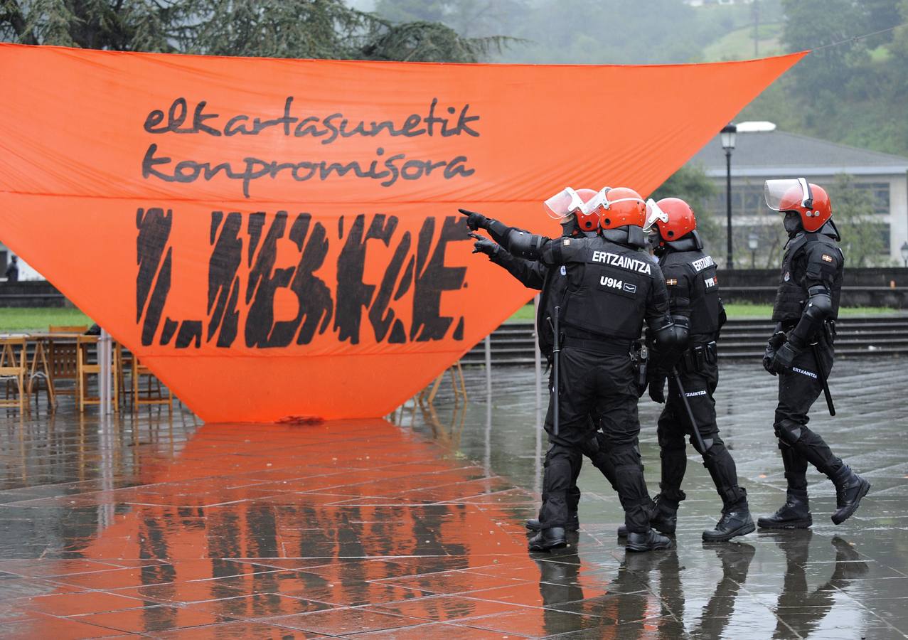 La Ertzaintza detiene a los cinco procesados de Segi