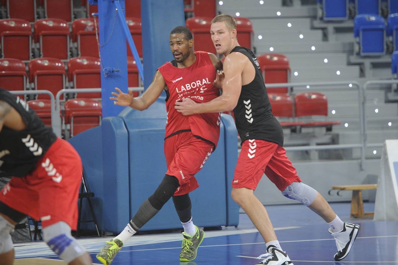 Primer entrenamiento abierto del Baskonia