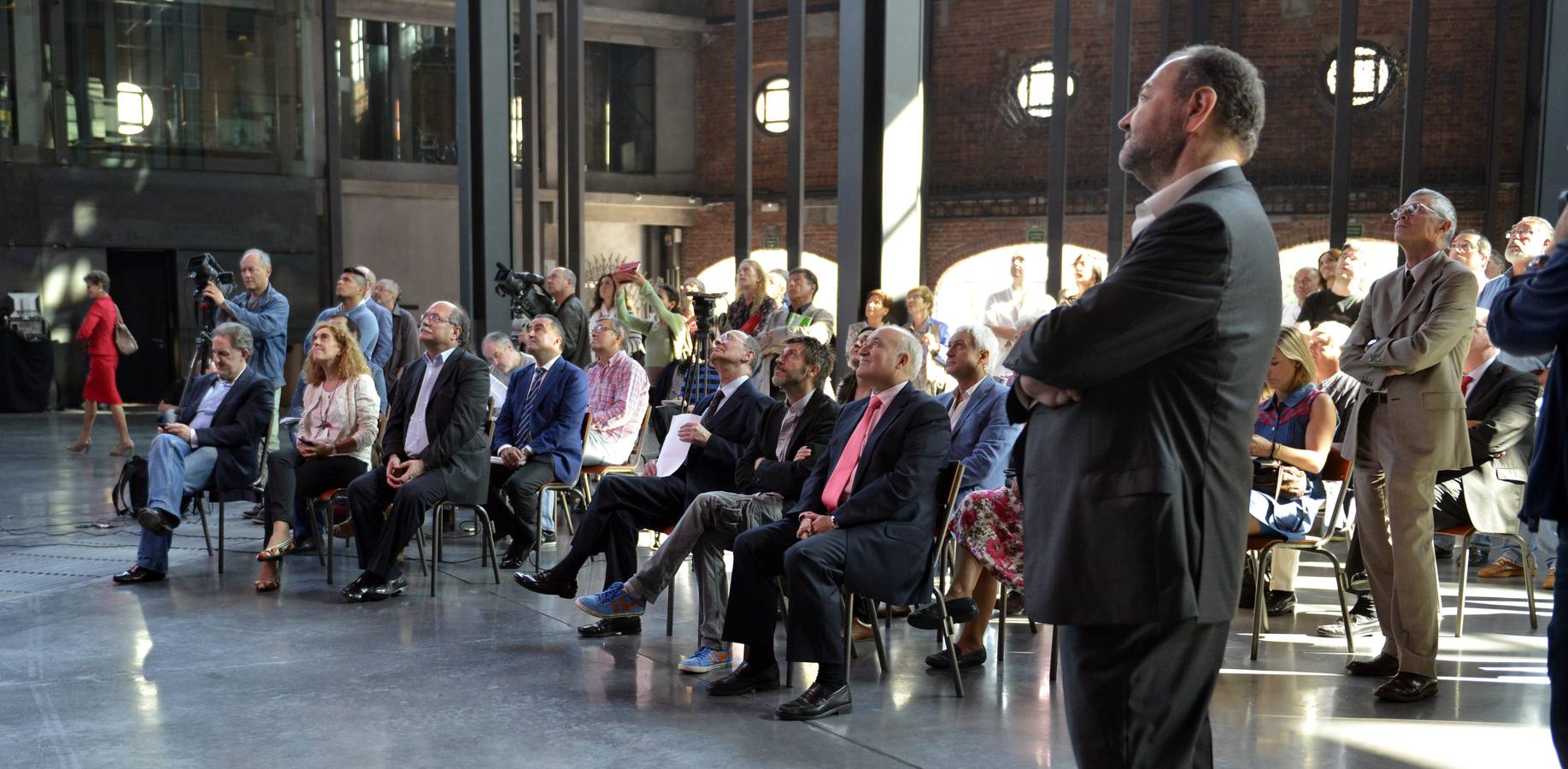 &#039;Paco Roca Dibujante Ambulante&#039; abre el festival de la risa de Bilbao