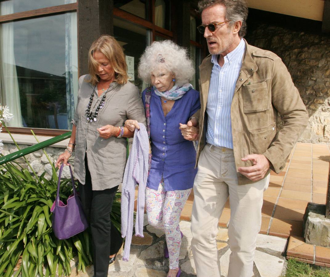 Junto a su marido Alfonso Díez en una visita a Getxo.