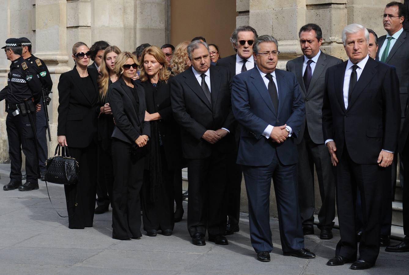 Alfonso Díez, desolado tras la muerte de la duquesa de Alba