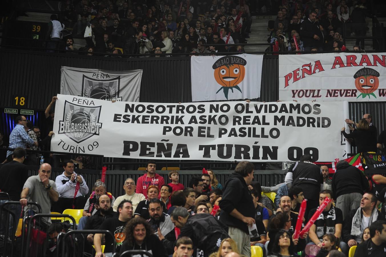Todas las fotos del Bilbao Basket-Real Madrid