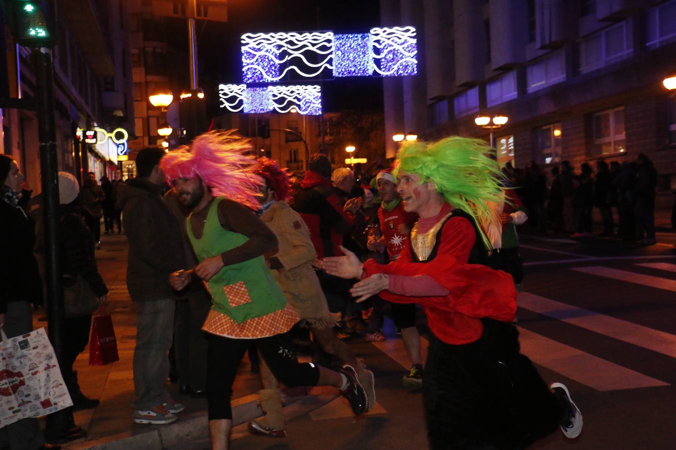 Fiesta y deportes en la San Silvestre de Vitoria