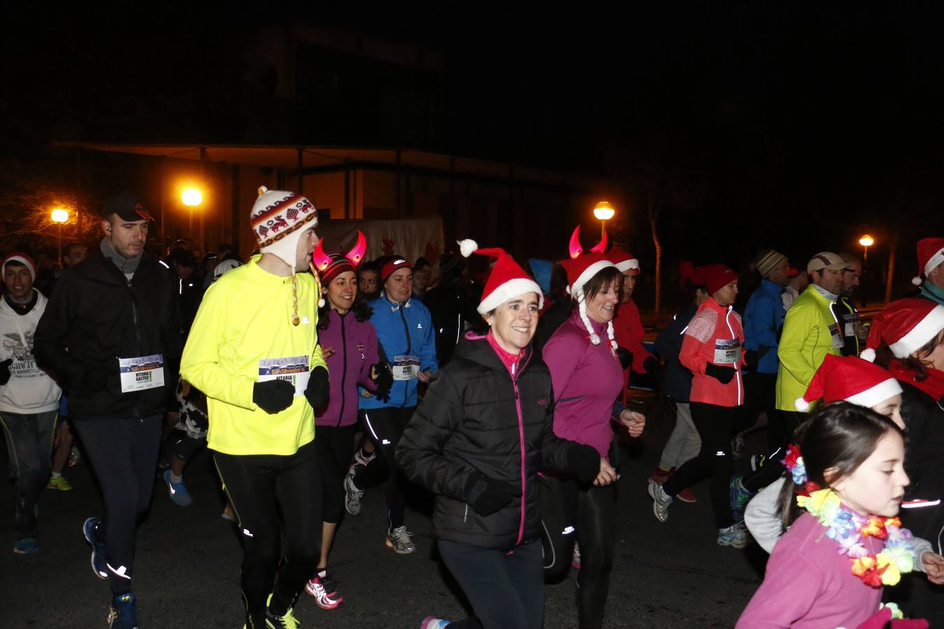 Fiesta y deportes en la San Silvestre de Vitoria