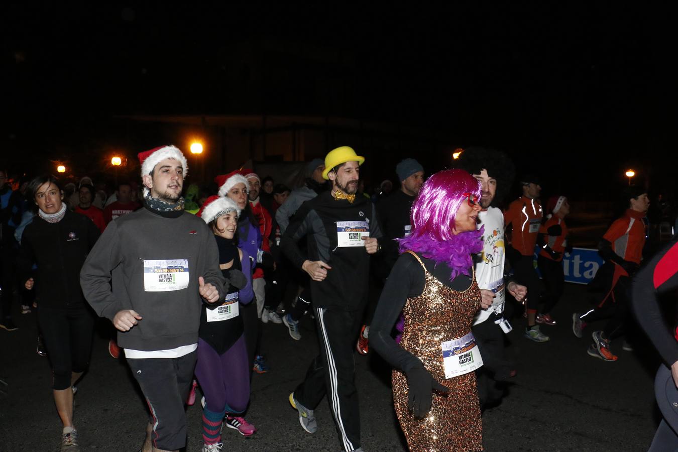 Fiesta y deportes en la San Silvestre de Vitoria
