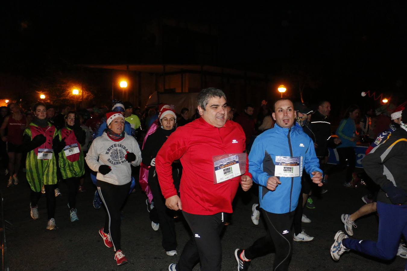 Fiesta y deportes en la San Silvestre de Vitoria