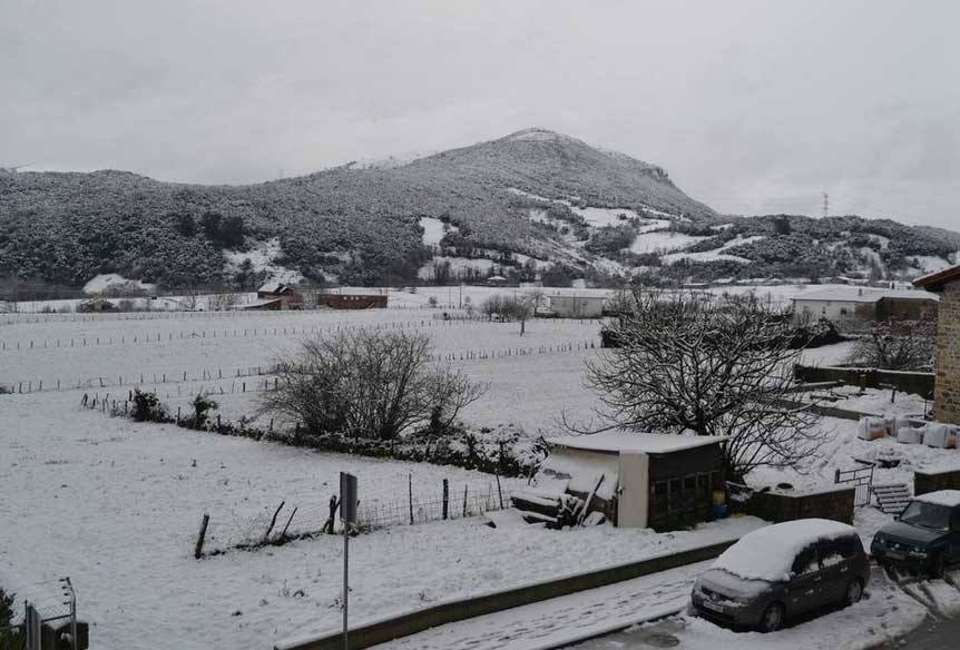 El Alto Asón totalmente nevado.. 