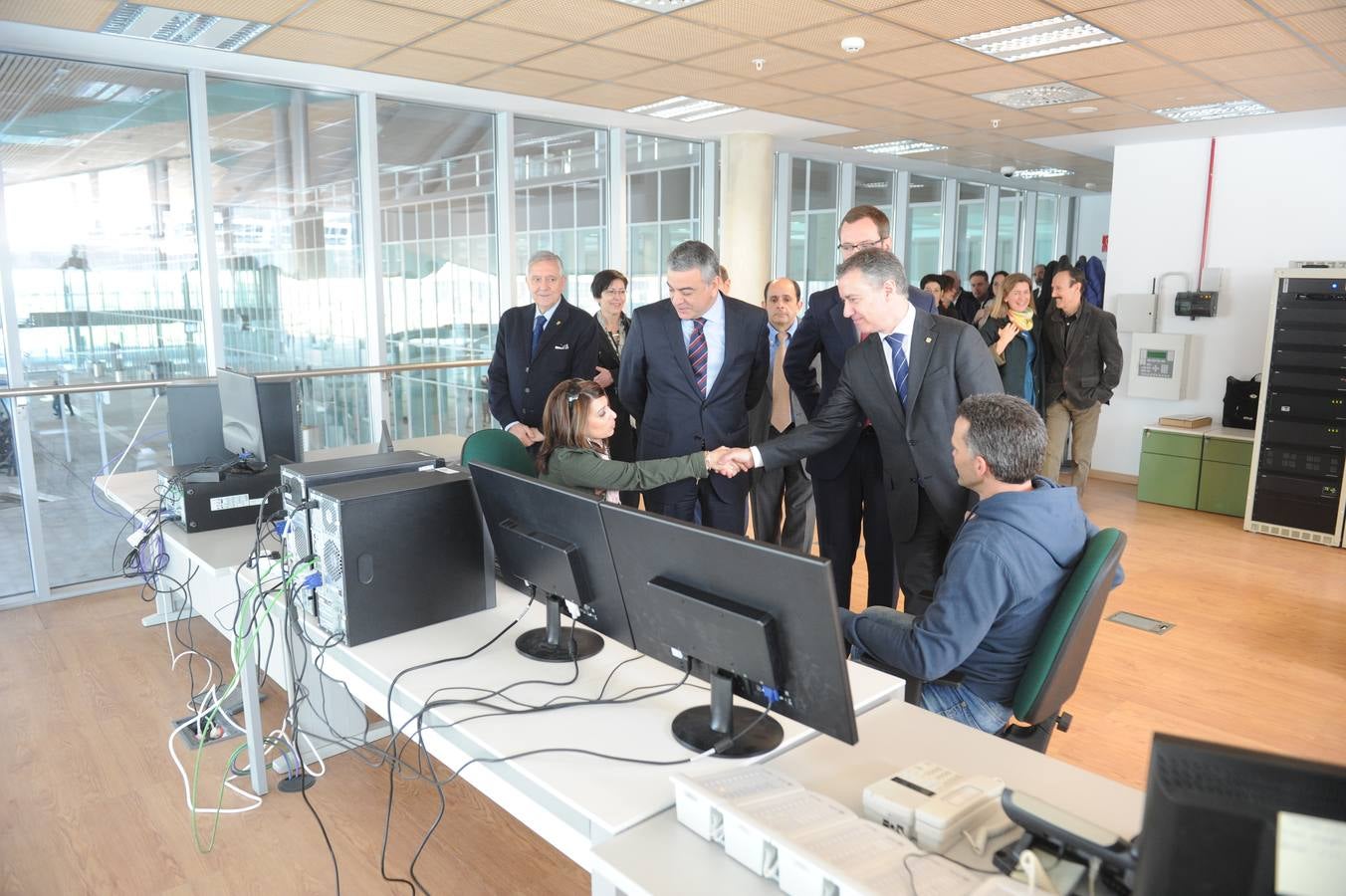 Acto inaugural de la nueva estación de autobuses de Vitoria