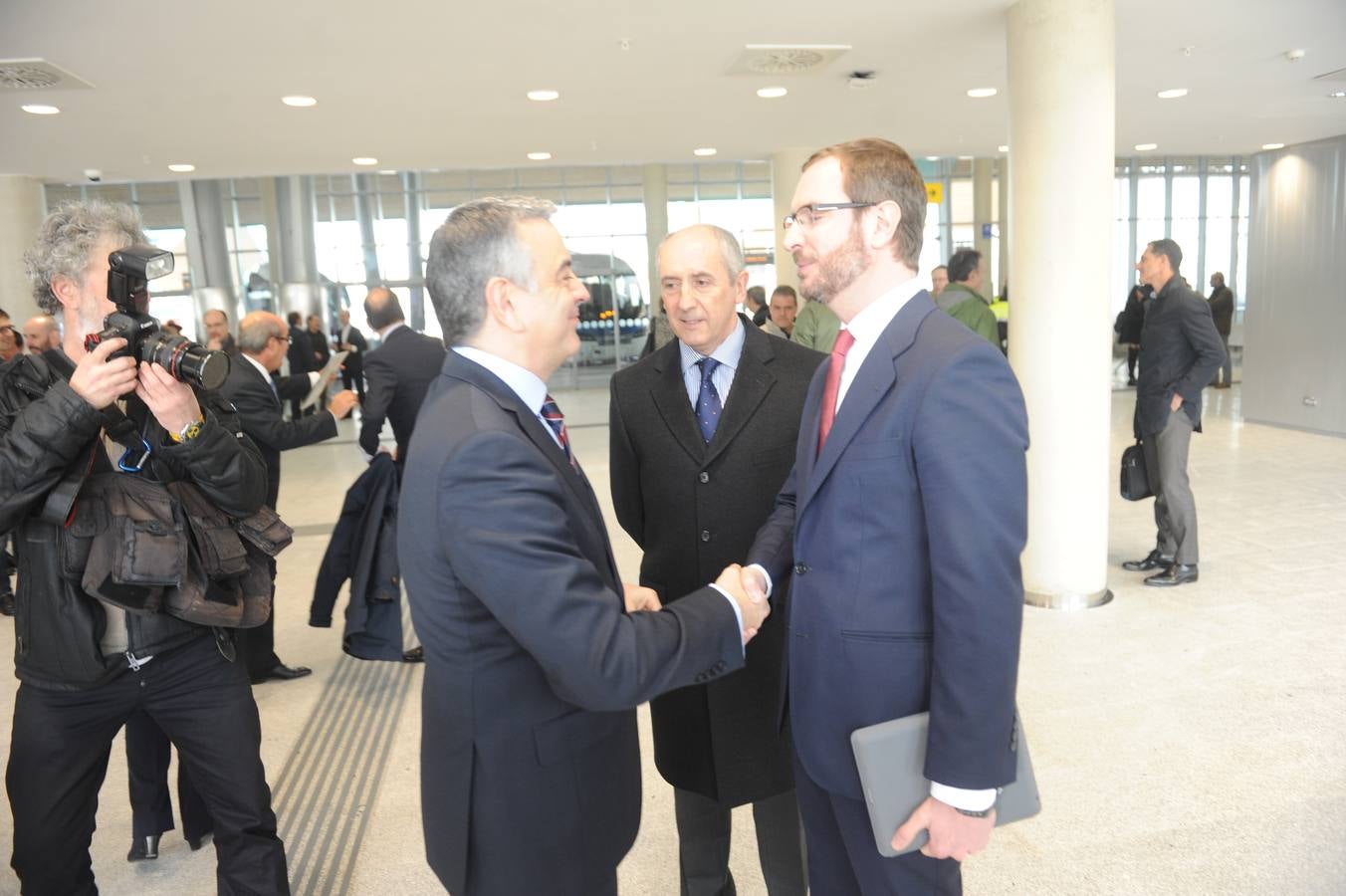 Acto inaugural de la nueva estación de autobuses de Vitoria