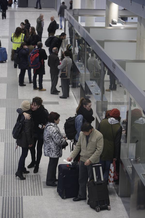 Primer día de la nueva estación de autobuses de Vitoria