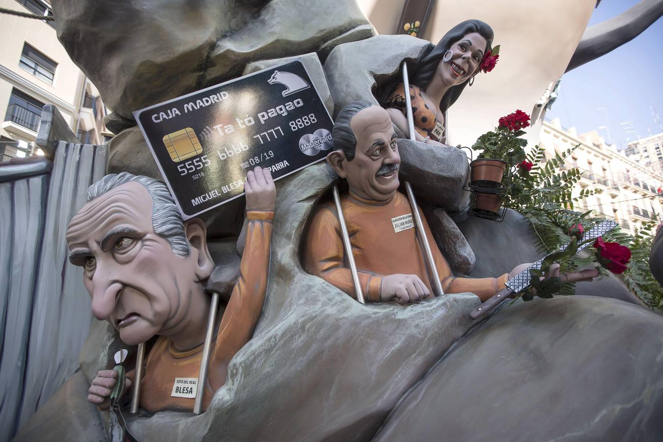 Espectacularidad e ingenio en las Fallas